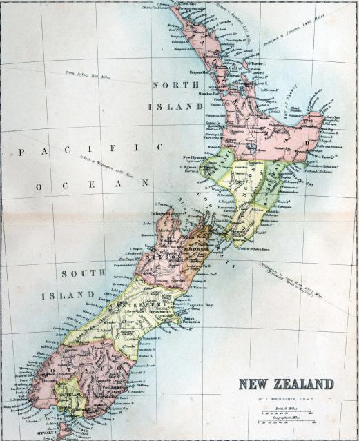 The two islands of New Zealand comprise the 7% of Zealandia that is above water.