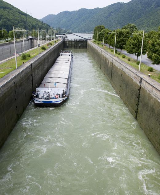 Transportation embankments are usually used to support canals.