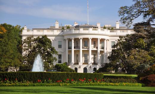 Crystalline silica was used in the building of the White House.